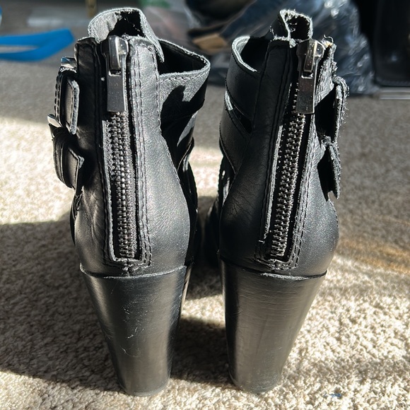 Aldo Peekaboo Booties - Picture 3 of 5